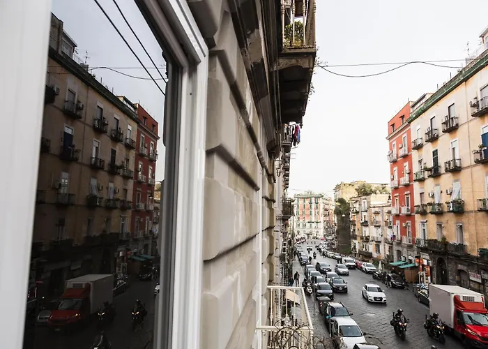 I Leoni Di RosarollHotel Napoli